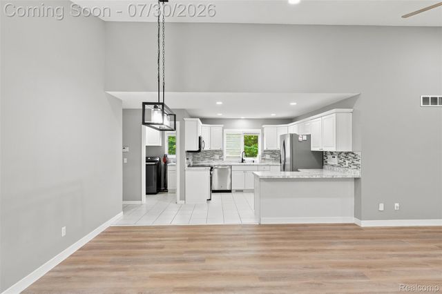 14378 Venice Drive, Sterling Heights, MI 48313