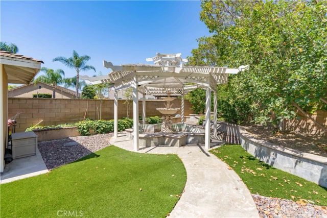 14026 Rio Lobo, Eastvale, CA 92880