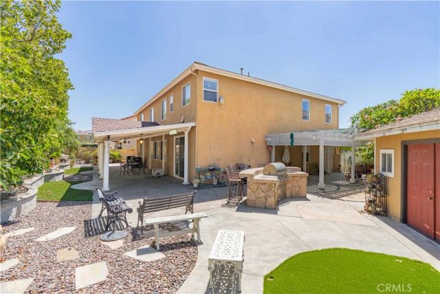 14026 Rio Lobo, Eastvale, CA 92880