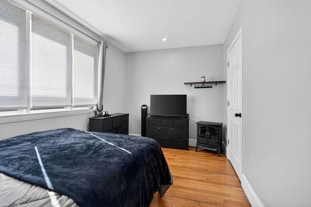 24 Mague Ave 24, Newton, MA 02465
