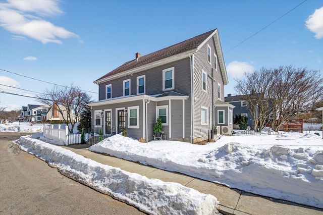 24 Mague Ave 24, Newton, MA 02465