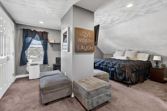 24 Mague Ave 24, Newton, MA 02465