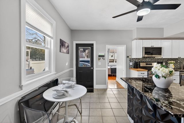 24 Mague Ave 24, Newton, MA 02465