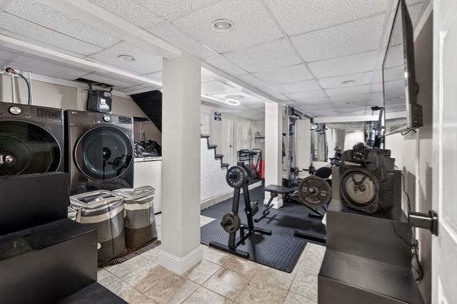 24 Mague Ave 24, Newton, MA 02465