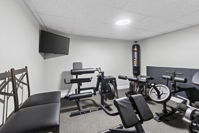 24 Mague Ave 24, Newton, MA 02465