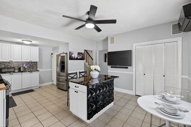 24 Mague Ave 24, Newton, MA 02465