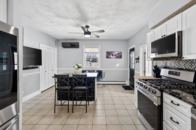 24 Mague Ave 24, Newton, MA 02465