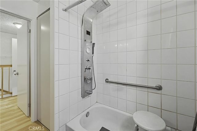 8832 Prince, Los Angeles, CA 90002