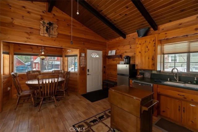 39975 Ohio Lane, Big Bear Lake, CA 92315