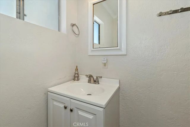 39975 Ohio Lane, Big Bear Lake, CA 92315