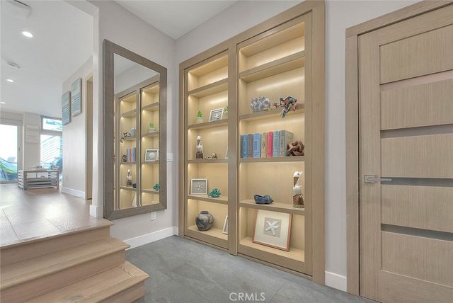 99 A Surfside, Surfside, CA 90743