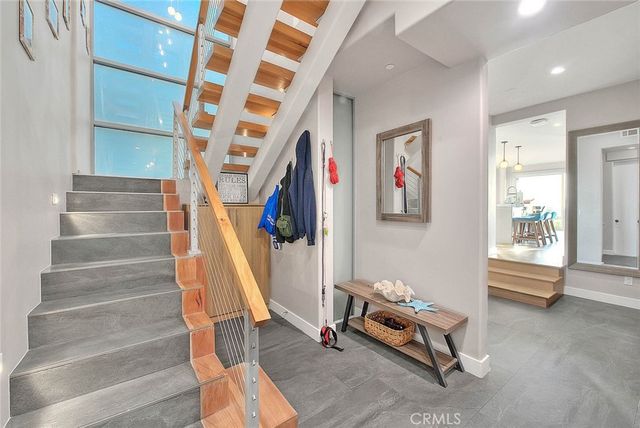 99 A Surfside, Surfside, CA 90743