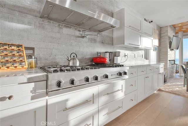 99 A Surfside, Surfside, CA 90743