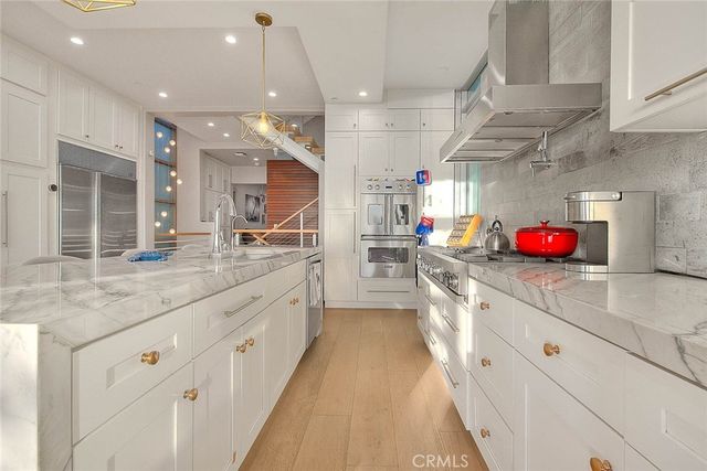 99 A Surfside, Surfside, CA 90743