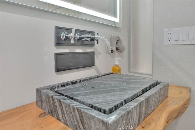 99 A Surfside, Surfside, CA 90743