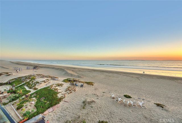 99 A Surfside, Surfside, CA 90743