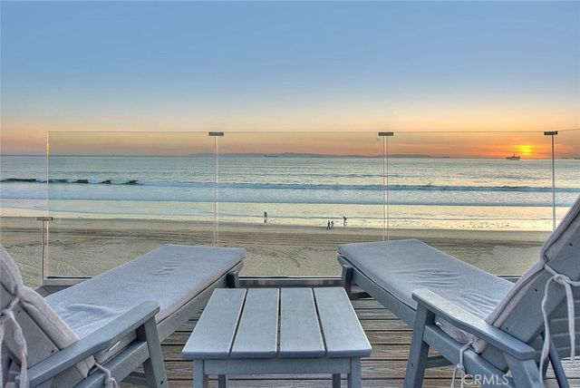 99 A Surfside, Surfside, CA 90743