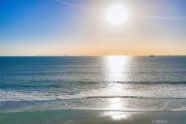 99 A Surfside, Surfside, CA 90743