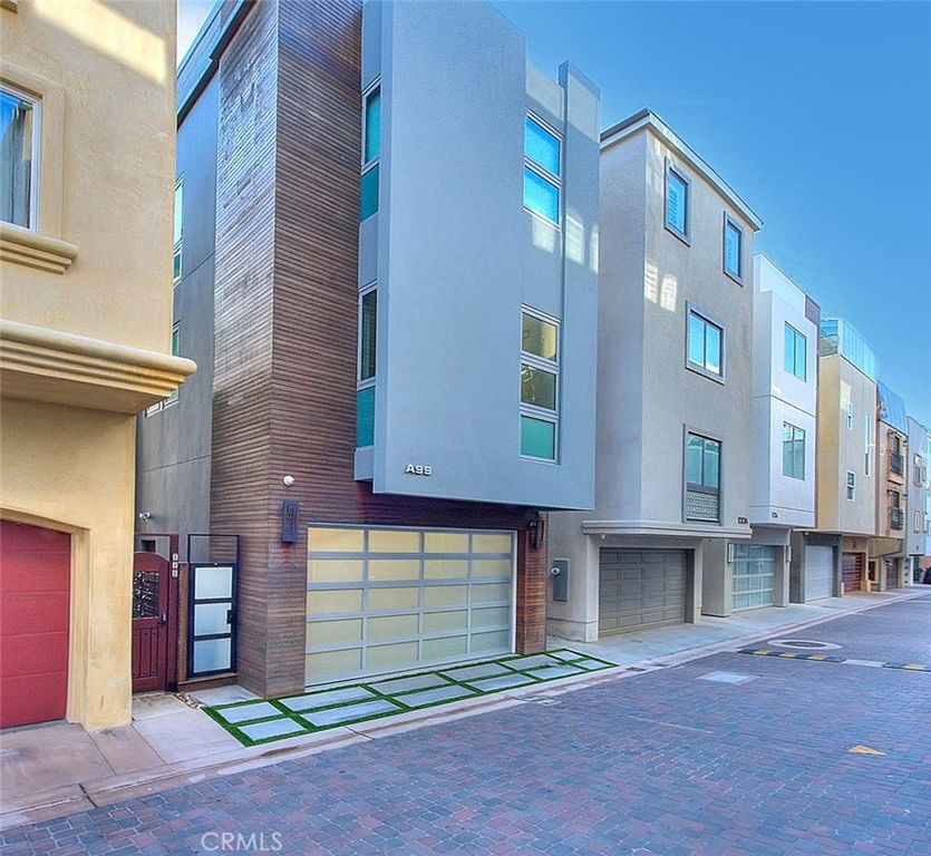 99 A Surfside, Surfside, CA 90743