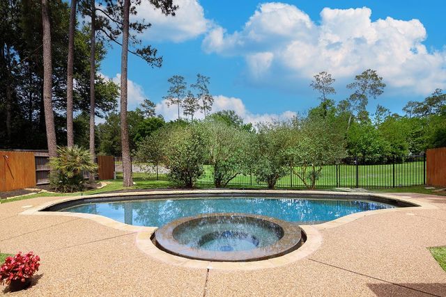 138 Oriel Oaks, The Woodlands, TX 77382