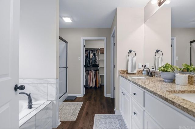 2225 Little Ridge Court, Sherwood, AR 72120