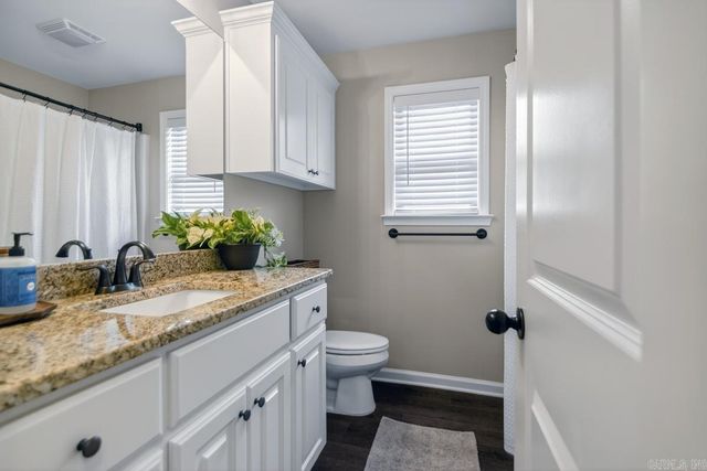 2225 Little Ridge Court, Sherwood, AR 72120