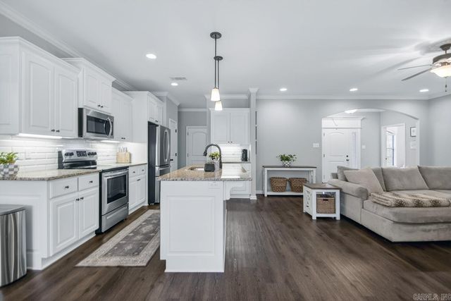 2225 Little Ridge Court, Sherwood, AR 72120