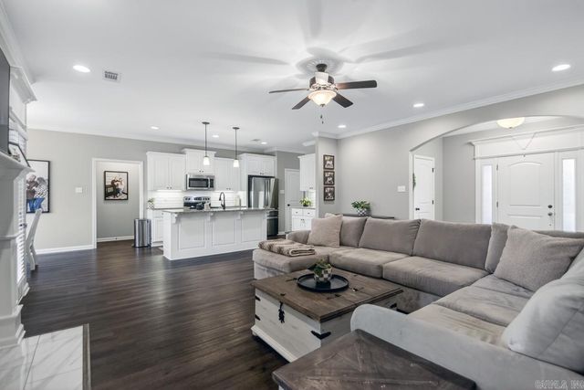 2225 Little Ridge Court, Sherwood, AR 72120