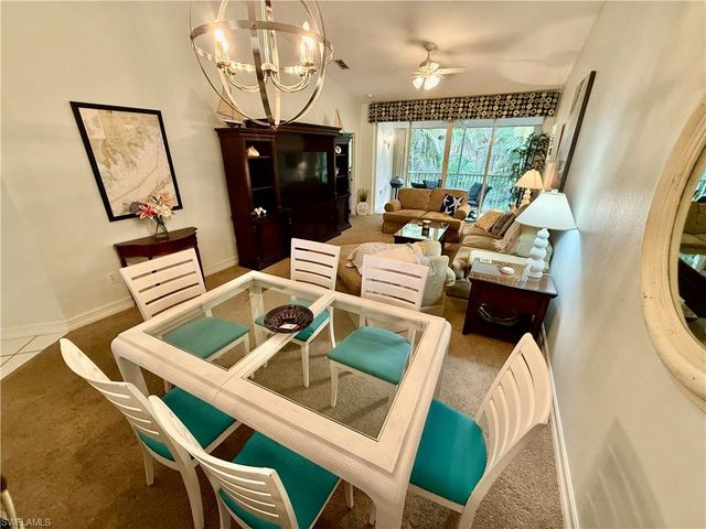 750 Luisa LN 2, Naples, FL 34104