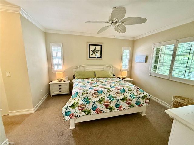 750 Luisa LN 2, Naples, FL 34104