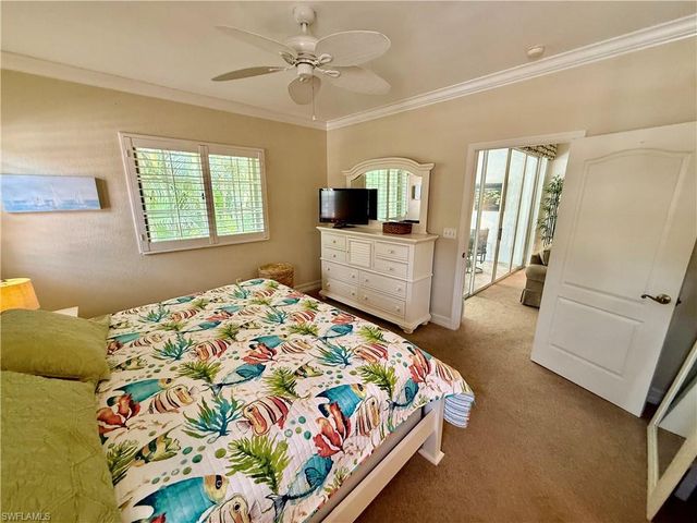 750 Luisa LN 2, Naples, FL 34104