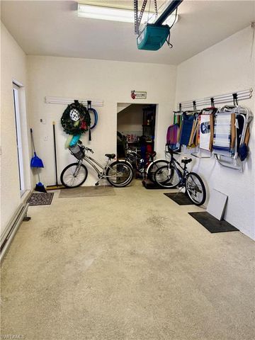 750 Luisa LN 2, Naples, FL 34104