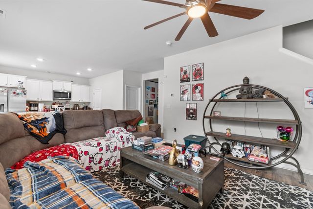 308 Emery Oak Dr., Murrells Inlet, SC 29576