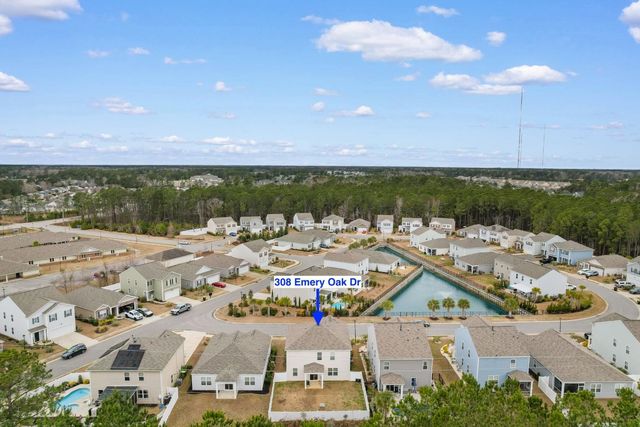 308 Emery Oak Dr., Murrells Inlet, SC 29576