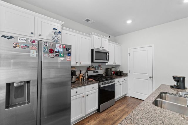 308 Emery Oak Dr., Murrells Inlet, SC 29576