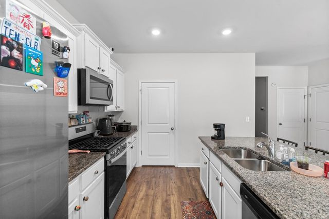 308 Emery Oak Dr., Murrells Inlet, SC 29576