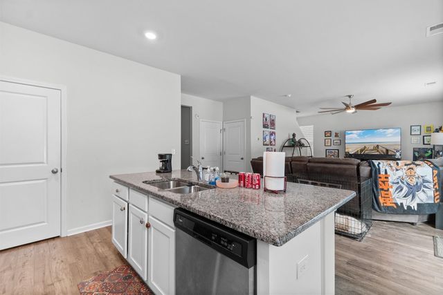 308 Emery Oak Dr., Murrells Inlet, SC 29576