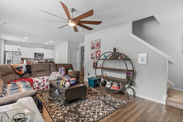 308 Emery Oak Dr., Murrells Inlet, SC 29576