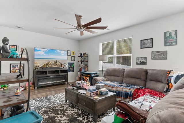 308 Emery Oak Dr., Murrells Inlet, SC 29576