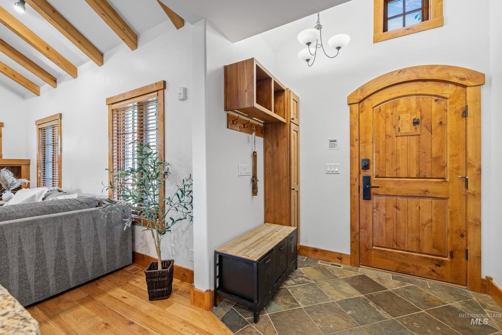 95 Golden Bar Court, Donnelly, ID 83615 photo 4