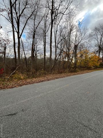 14-16 Glenna Drive, Carmel, NY 10512