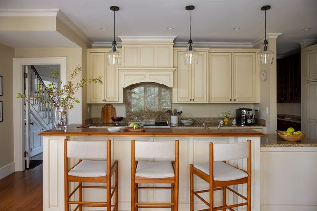 14 Elmwood Avenue, Cambridge, MA 02138