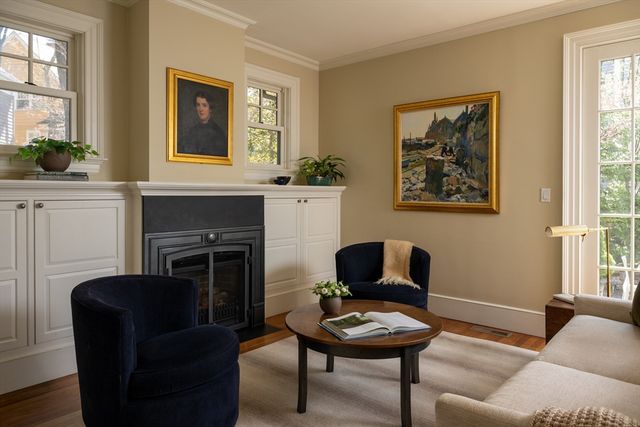 14 Elmwood Avenue, Cambridge, MA 02138