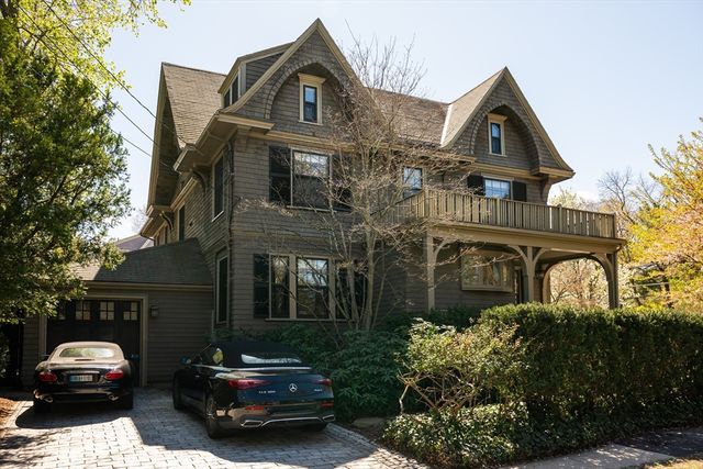 14 Elmwood Avenue, Cambridge, MA 02138