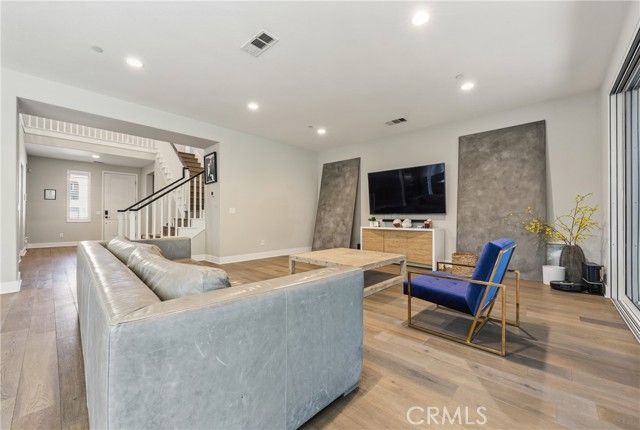 25251 Golden Maple, Canyon Country (santa Clarita), CA 91387