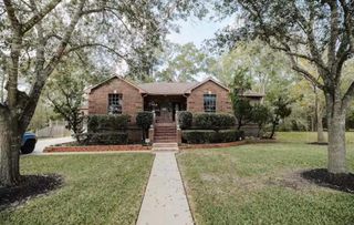 506 Independence Drive, Friendswood, TX 77546
