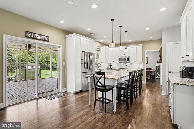 57 E SUMMIT DR, Littlestown, PA 17340