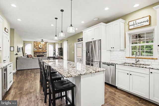 57 E SUMMIT DR, Littlestown, PA 17340