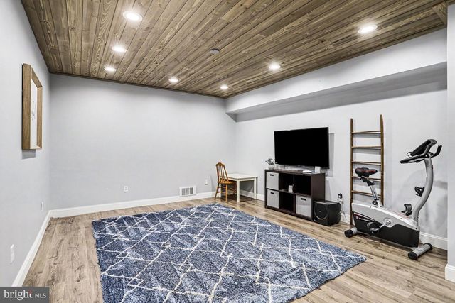 57 E SUMMIT DR, Littlestown, PA 17340