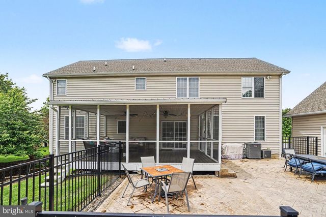 57 E SUMMIT DR, Littlestown, PA 17340
